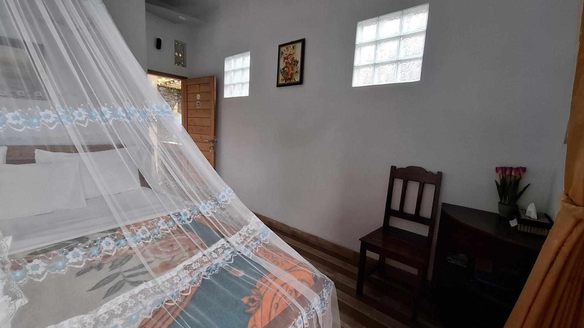 Umah De Madya & Rooftop De Madya Munduk  Ngoại thất bức ảnh
